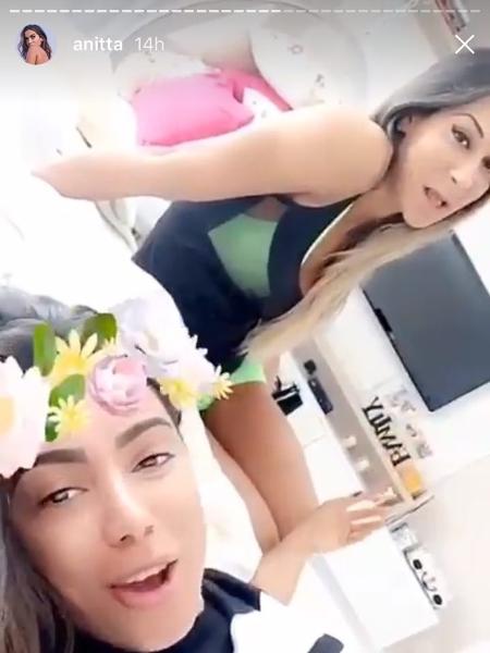 Anitta aderiu ao programa fitness de Mayra Cardi - Reprodução/Instagram/euanitta - Reprodução/Instagram/euanitta