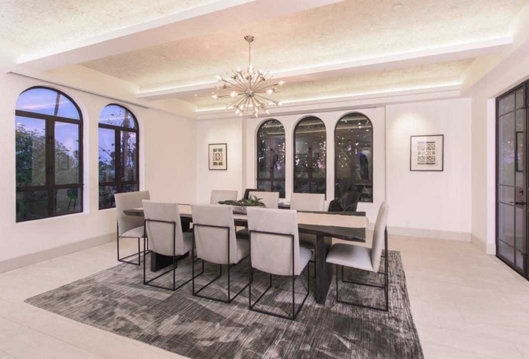 Mansão de R$ 27 milhões de Rihanna em Los Angeles, nos Estados Unidos - Reprodução/The Agency