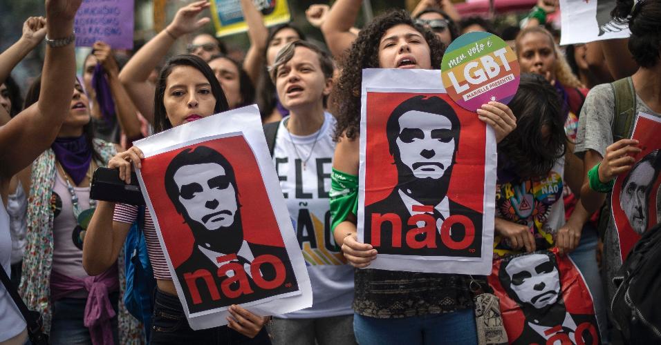 Protestos também tomaram a Cinelândia, no Rio de Janeiro, dizendo #EleNão a Jair Bolsonaro