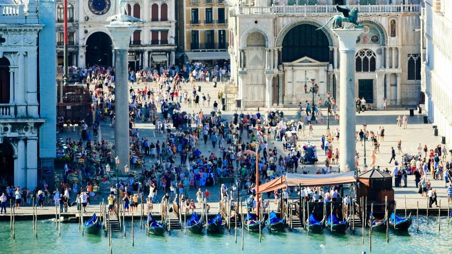 Turistas na Piazza San Marco, em Veneza - Getty Images/iStockphoto