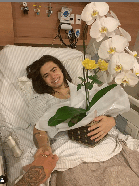 Whindersson Nunes ganha flores de Luísa Sonza - Reprodução/Instagram
