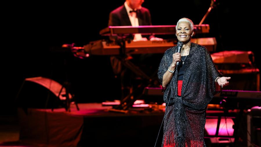 Dionne Warwick vem ao Brasil para três apresentações