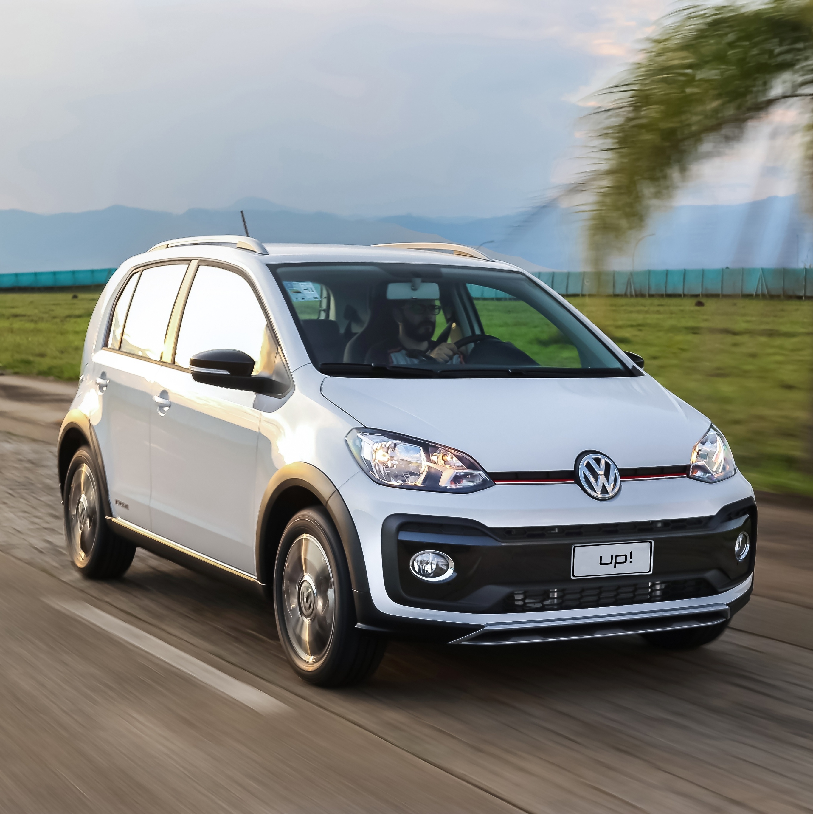 Carros na Web, Volkswagen Up Xtreme 1.0 TSi 2021