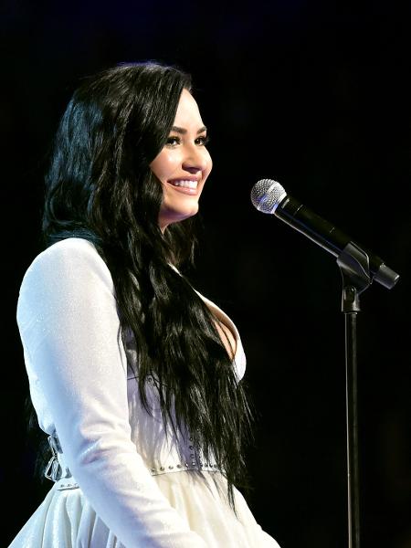 Demi Lovato sorri após se apresentar no Grammy 2020 - Jeff Kravitz/FilmMagic