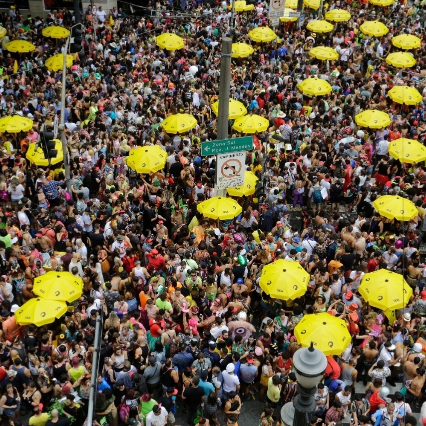 Rio: Associação de blocos diz que Carnaval de rua só acontecerá