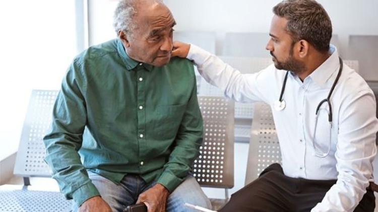 Se uma mulher herda um gene anormal no cromossomo X, ela tem uma cópia de segurança. Mas não é o caso dos homens, o que os torna mais propensos a sofrer de doenças genéticas - Getty Images via BBC - Getty Images via BBC