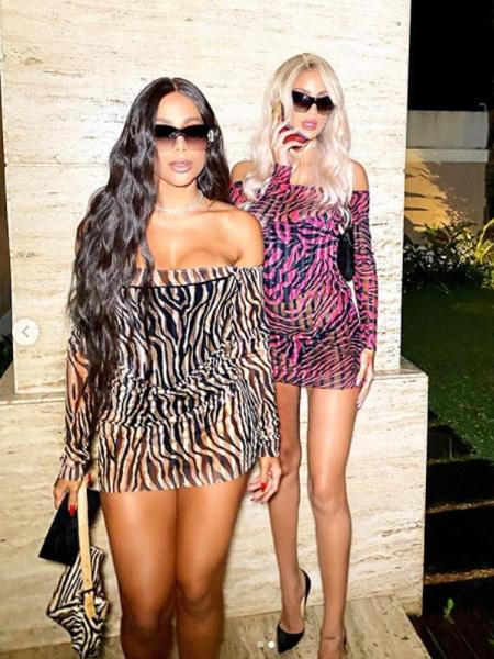 Anitta e Laura Fernandez se transforman em Kim Kardashian e Paris Hilton no Halloween - Reprodução/Instagram