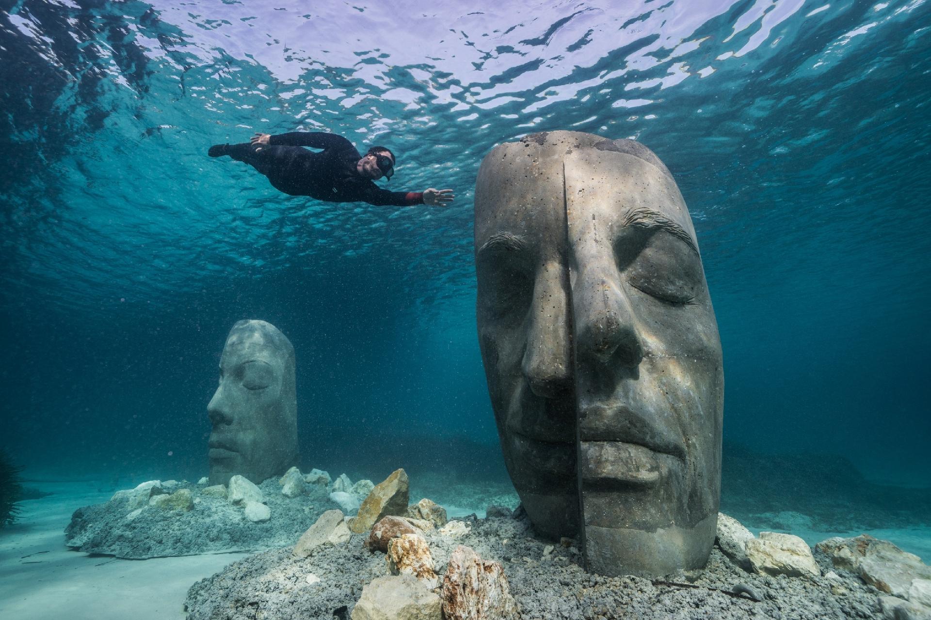 Resultado de imagem para Underwater Museum of Cannes