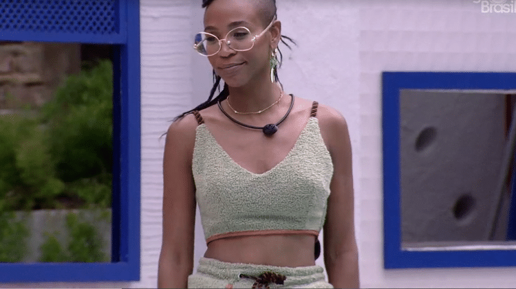 BBB 21: Karol Conká na área externa - Reprodução Globoplay - Reprodução Globoplay