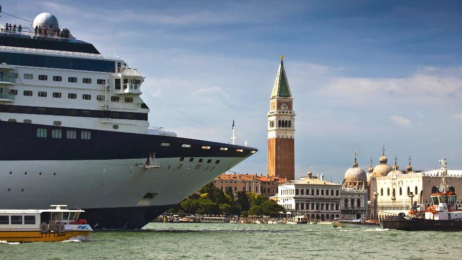 Cruzeiro em Veneza: antes podiam entrar na baía - Buena Vista Images/Getty Images