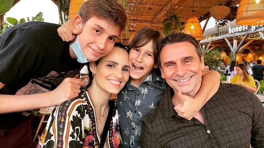 Murilo Rosa e a família - Reprodução/Instagram