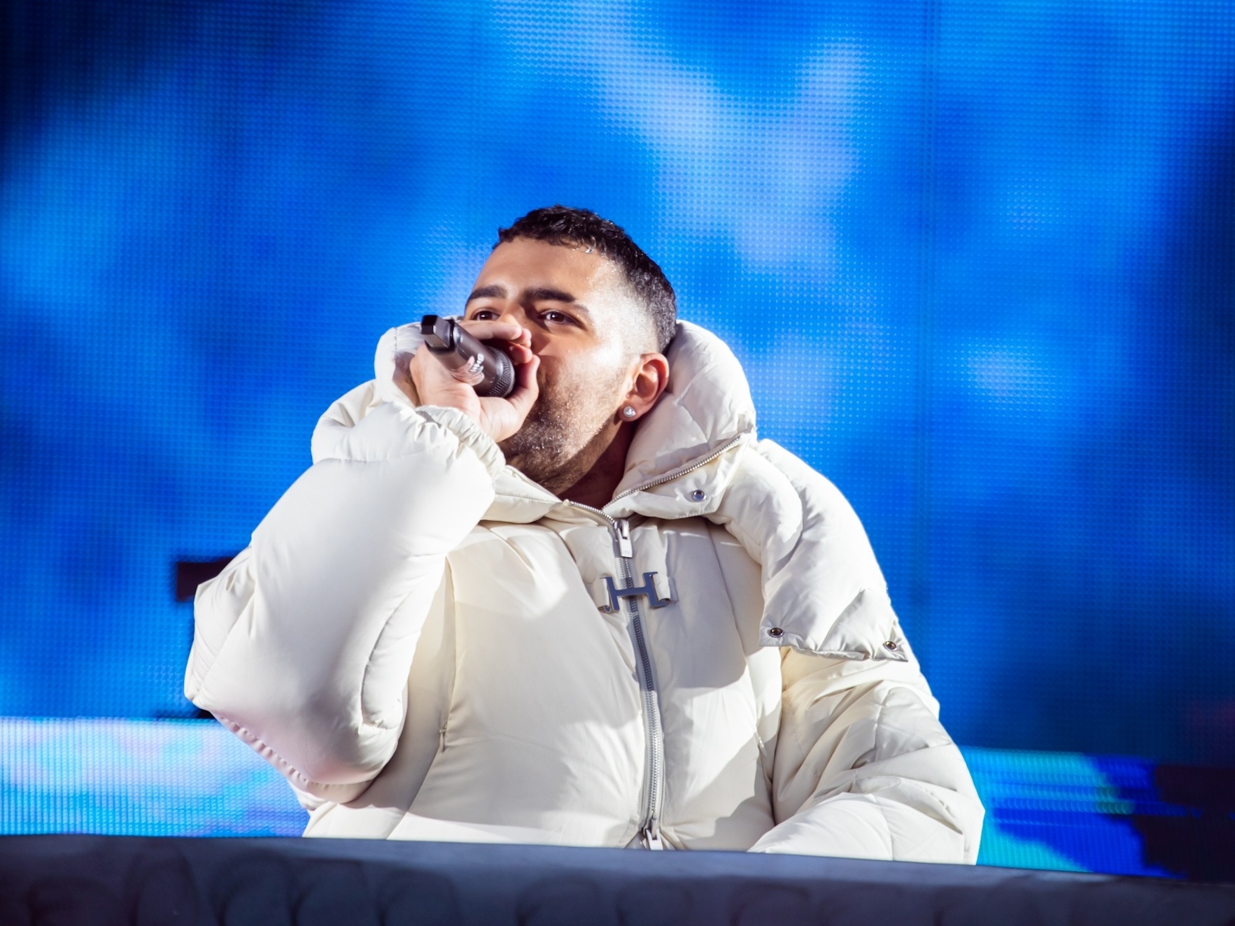 Lolla: Pedro Sampaio se assume bi e pede respeito a toda forma de amor