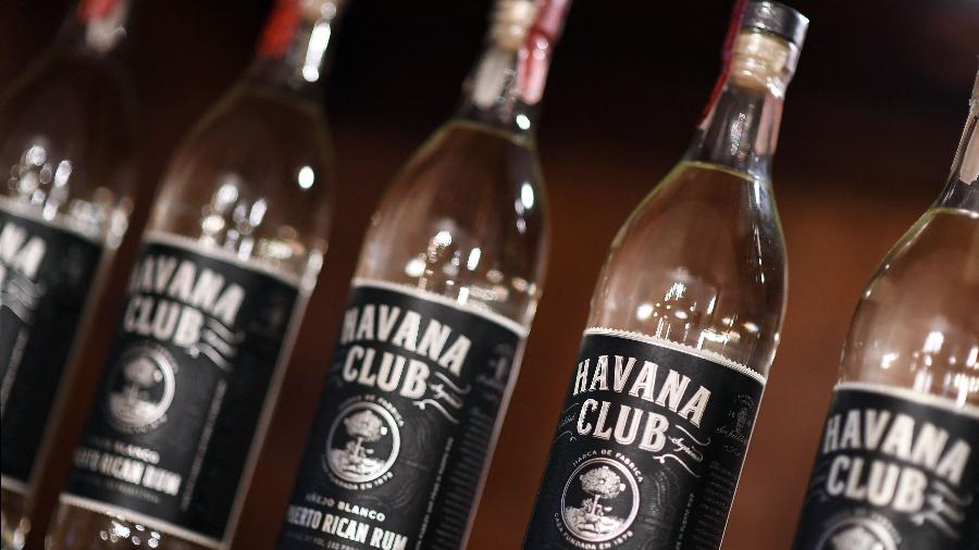 Garrafas de Havana Club Garrafas de Havana Club