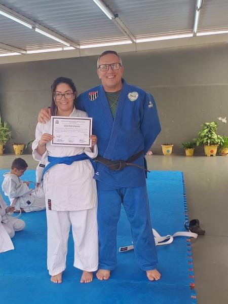 Artes marciais também ajudam Marcely na recuperação motora Artes marciais também ajudam Marcely na recuperação motora
