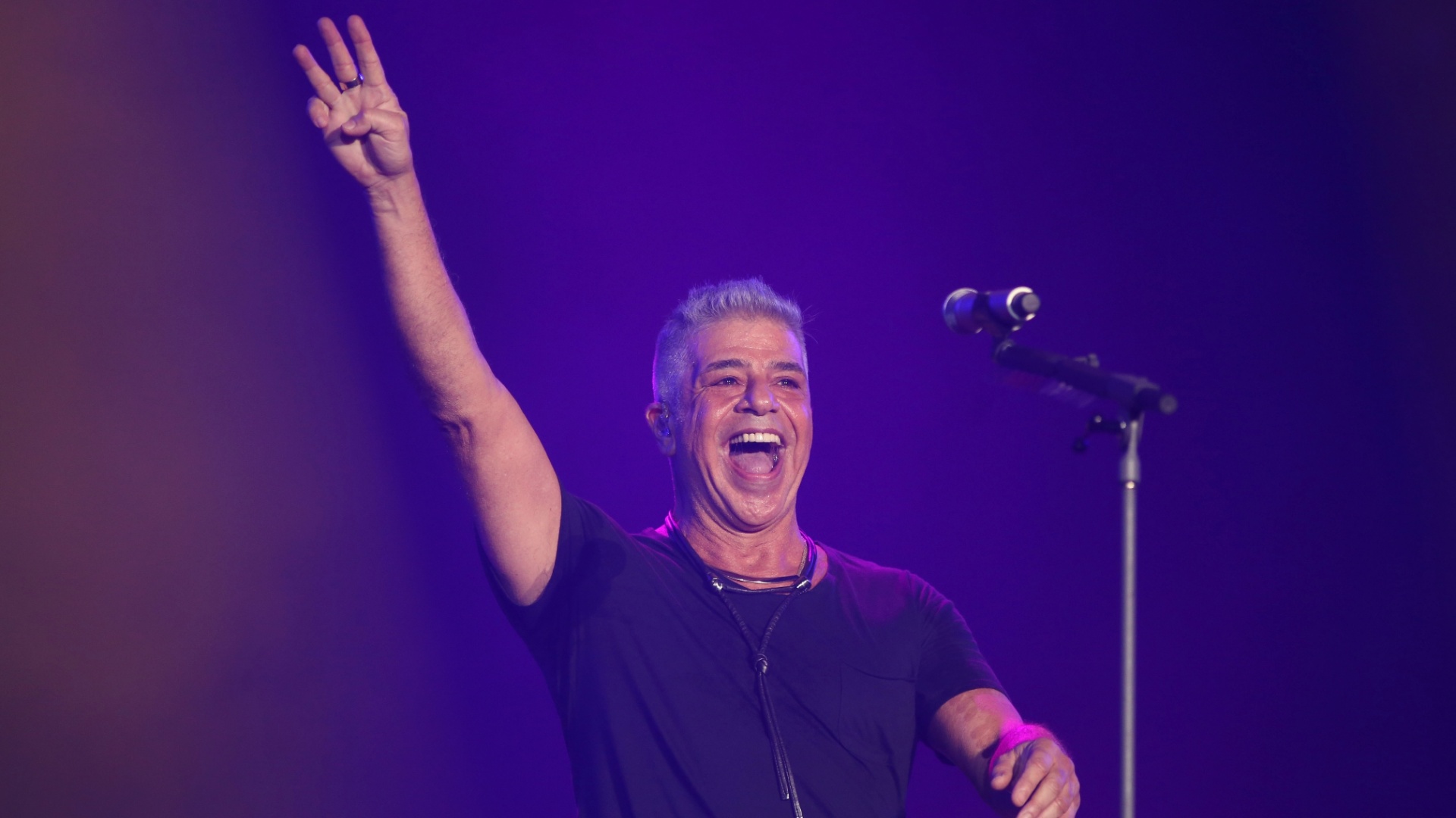 26.set.2015 - Lulu Santos abre as apresentações no palco Mundo no sexto dia do Rock in Rio 2015 - Fernando Maia/UOL