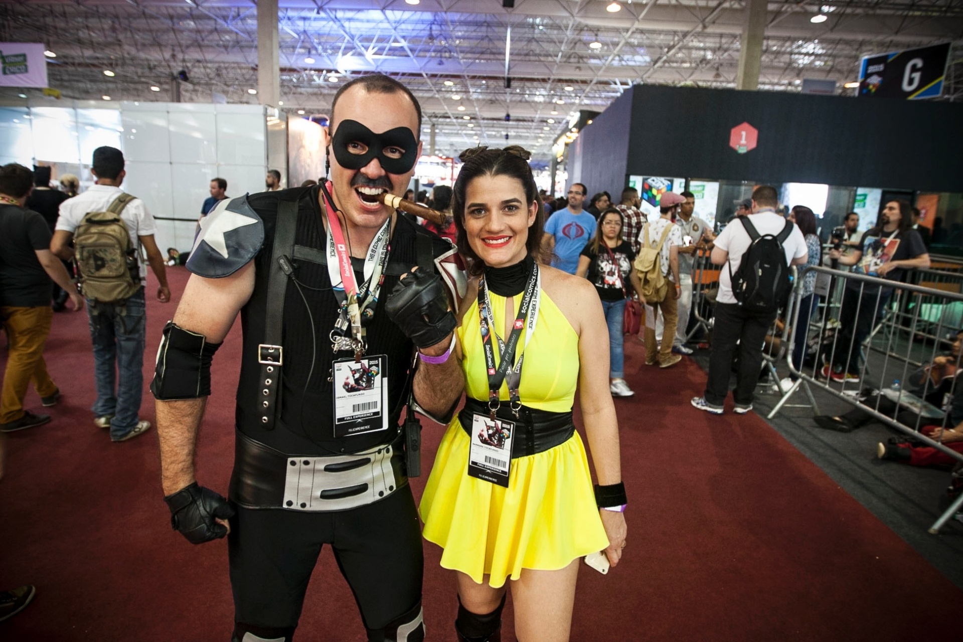 4.dez.2015 - Cosplayers capricham nas fantasias na Comic Con Experience 2015, no Centro de Exposições São Paulo Expo - Lucas Lima/UOL