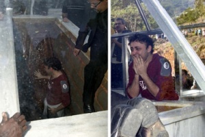 22.jul.2008 - Dercy Gonçalves é enterrada de pé - Montagem/AgNews - Montagem/AgNews