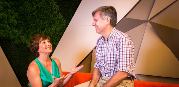 10.fev.2016 - Sônia Bridi e Paulo Zero na segunda temporada da série "Jornada da Vida" - João Miguel/Globo/Divulgação - João Miguel/Globo/Divulgação