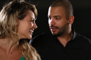 Paolla Oliveira e Projota no clipe "Mulher Feita" - Divulgação - Divulgação