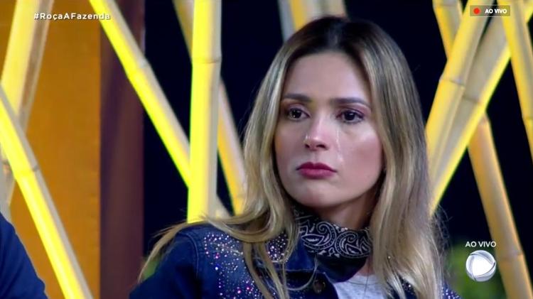 Nadja chorando - Reprodução/RecordTV - Reprodução/RecordTV