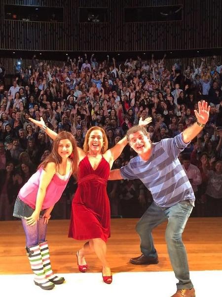 Cissa está de volta com uma turnê da peça "Doidas e Santas". "São 8 anos em cartaz !" - Reprodução/Instagram/@cissaguimaraes - Reprodução/Instagram/@cissaguimaraes