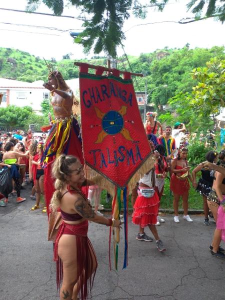 Bloco Charanga Talismã desfilou hoje nas ruas do Rio de Janeiro - Bernardo Tabak/ UOL