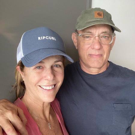 Tom Hanks e Rita Wilson um dia depois de anunciarem ter contraído coronavírus - Reprodução/Instagram