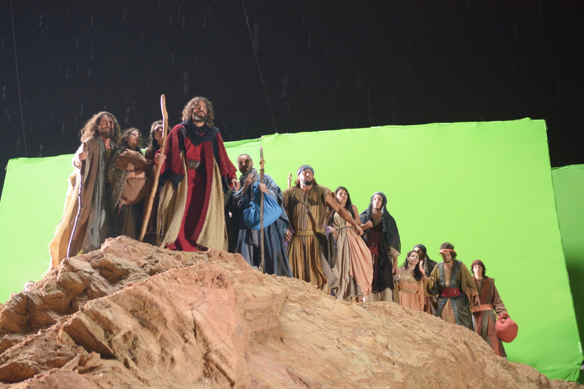 A travessia do povo hebreu para terra prometida foi gravada na Fazenda Lama Preta, no Rio de Janeiro - Michel Angelo/Record