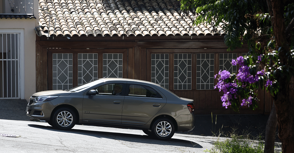 Chevrolet Cobalt Elite - Murilo Góes/UOL