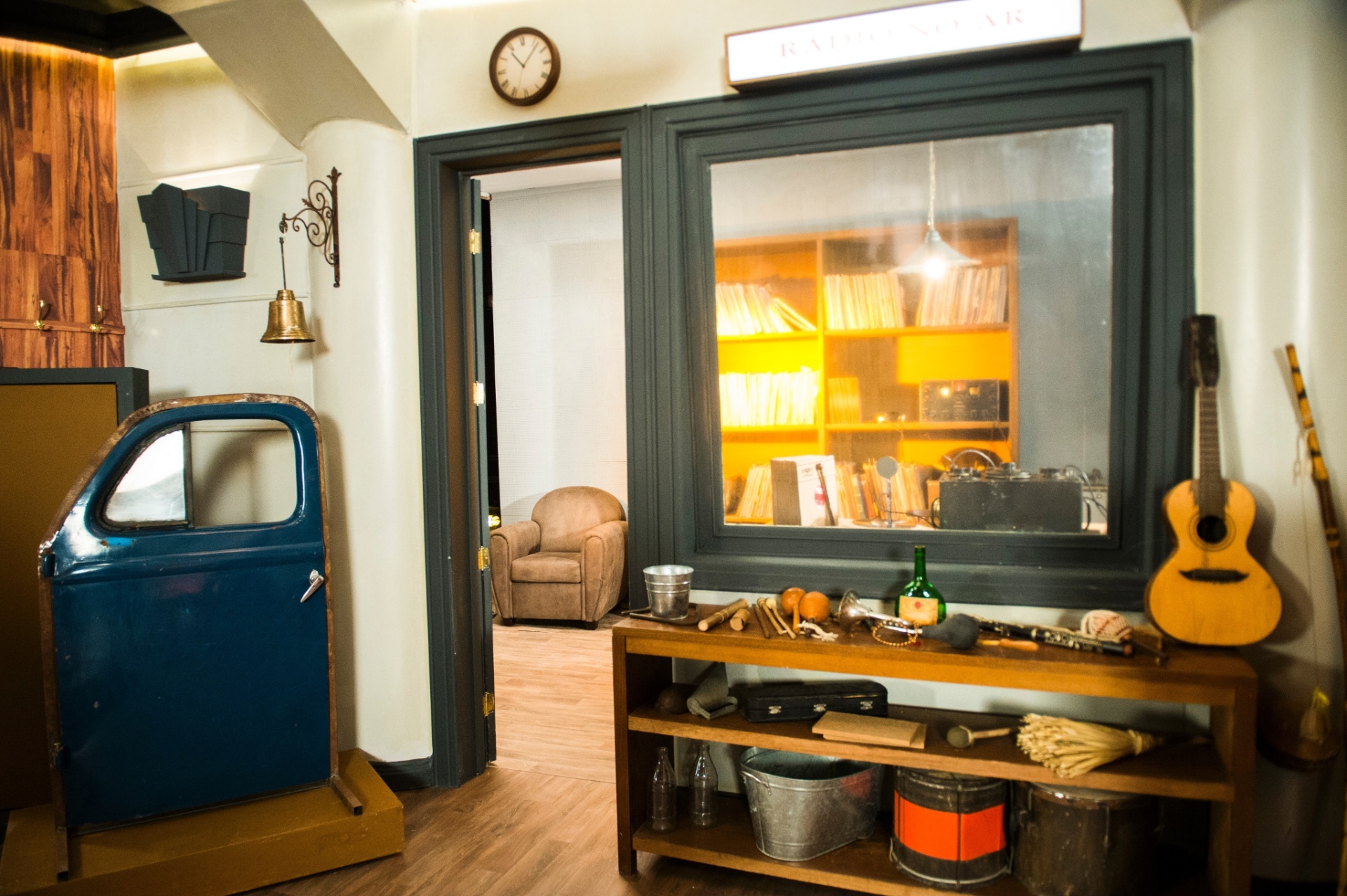 Cenário do estúdio onde é produzida a radionovela "Herança de Ódio" - João Miguel Júnior/TV Globo