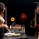 Paola Carosella prova prato do locutor Paulo Ricardo Carneiro Amaral na estreia da quarta edição do "MasterChef" - Reprodução/Band