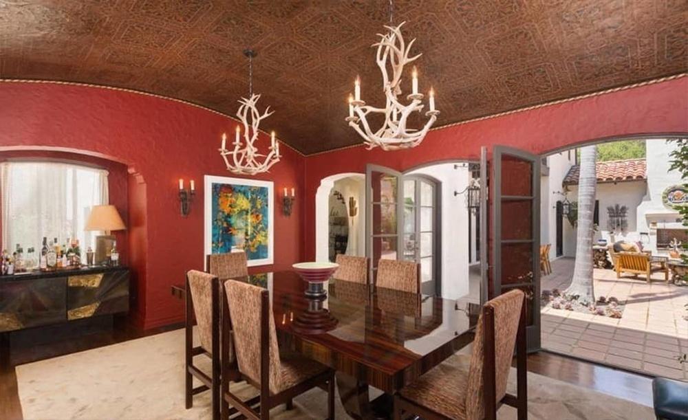 Faça o tour pela propriedade que Jim Parsons colocou à venda em Los Angeles - Divulgação/Berkshire Hathaway HomeServices