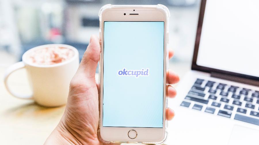 O OkCupid descobriu três perguntas que, juntas, são capazes de afirmar se um casal permanecerá junto ou não - Getty Images