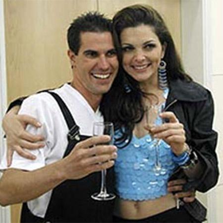 Serginho e Luiza Ambiel na 'Casa dos Artistas 3' - Reprodução - Reprodução