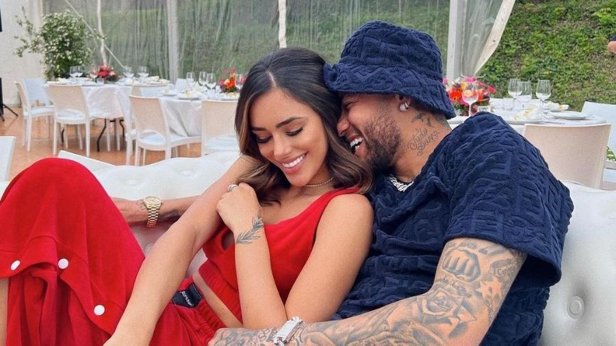 Neymar e a namorada Bruna Biancardi em foto publicada por ela no Instagram no domingo - Reprodução/Instagram