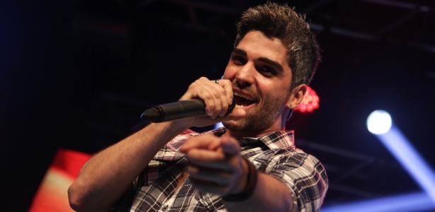 O cantor sertanejo Bruno Bonatto canta neste sábado (4) na Lapa - Divulgação
