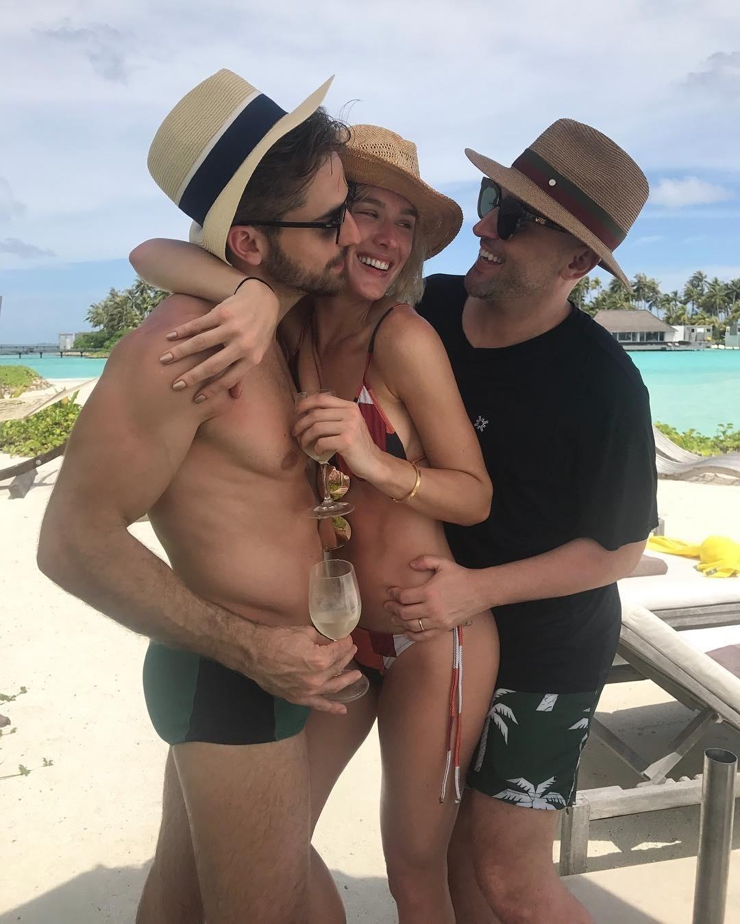Thales Bretas, Fiorella Matheis e Paulo Gustavo nas Ilhas Maldivas - Reprodução/Instagram/paulogustavo31