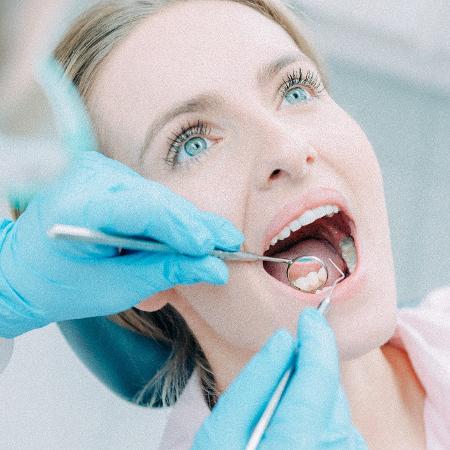 Estudo aponta novo tratamento para doença que ataca gengivas e tecidos de sustentação dos dentes - iStock