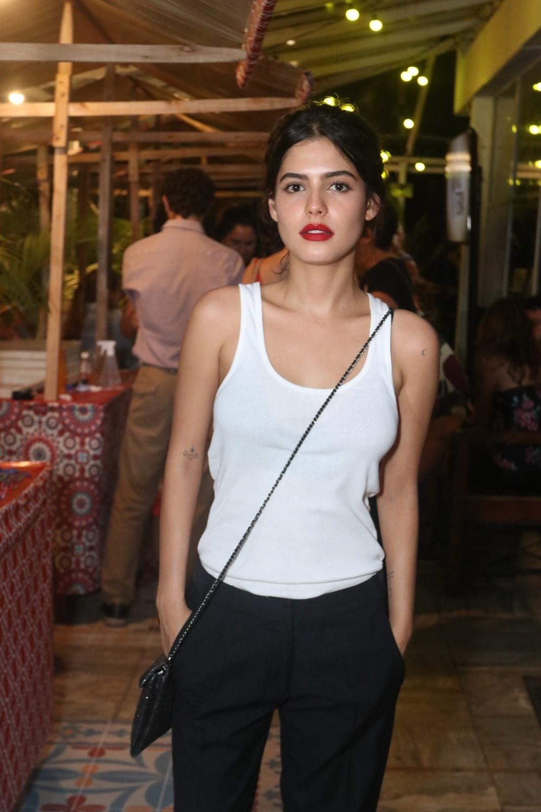 Júlia Dalavia vai a festa de novela da Globo com roupa de brechó - Thyago Andrade/Brazil News