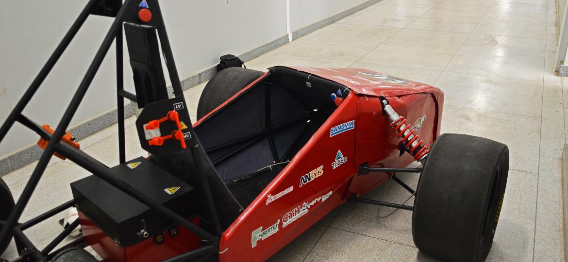 Protótipo de carro elétrico de corrida - Divulgação/Universidade Federal de Viçosa