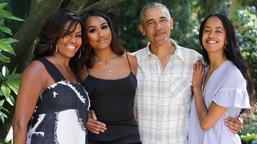 A família Obama reunida: Michelle, Natasha, Malia Ann e Barack - Reprodução/ Instagram
