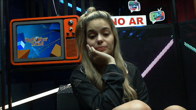 BBB 21: Viih Tube implora por remédio no confessionário - Reprodução / Globoplay - Reprodução / Globoplay