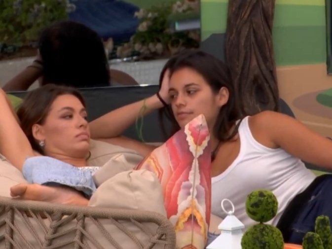 Alane e Beatriz alfinetam alegria de aliados: 'Estou morta por dentro'