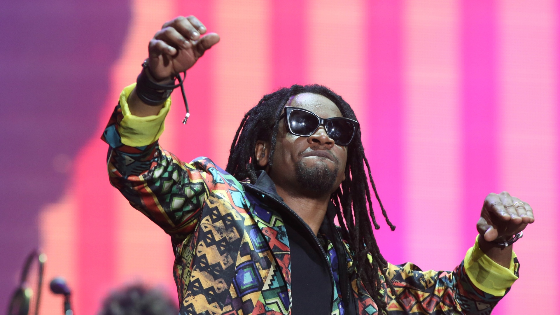 27.set.2015 - A banda carioca Cidade Negra abre o palco Mundo no último dia do Rock in Rio 2015, embalando o público com clássicos. - Marcon Antônio Teixeira/UOL