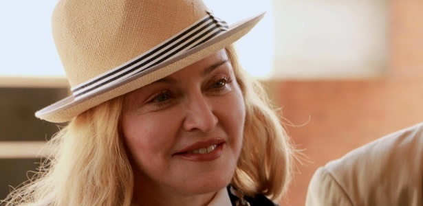 Madonna, que adotou dois filhos do Malauí, onde está construindo hospital - Eldson Chagara/AFP  - Eldson Chagara/AFP 