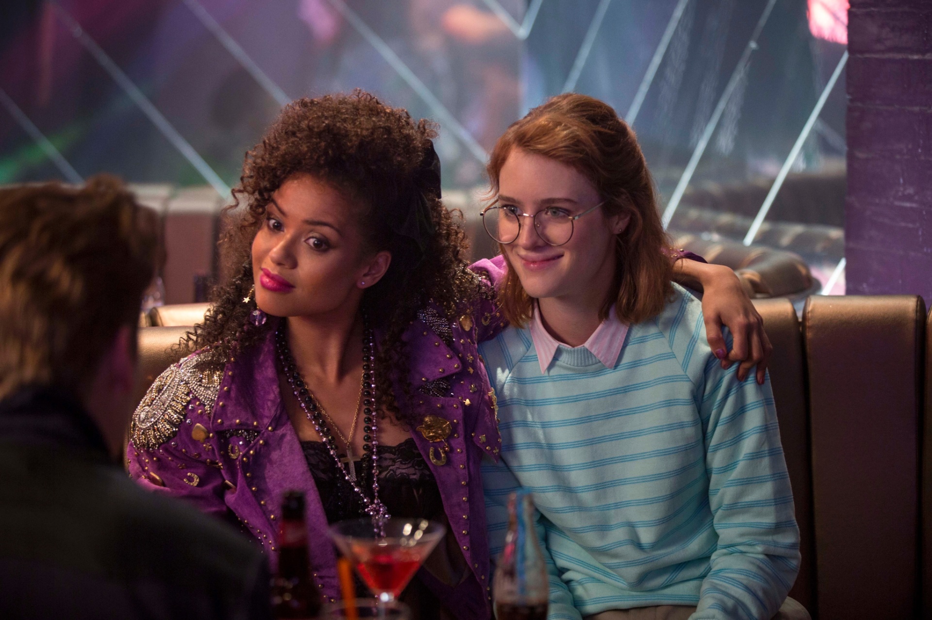 Cena do episódio "San Junipero" da terceira temporada de "Black Mirror" - Divulgação/Netflix