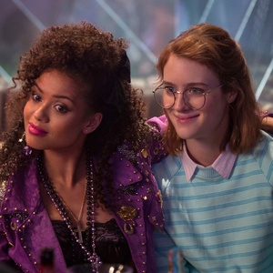 Cena do episódio "San Junipero" da terceira temporada de "Black Mirror" - Divulgação/Netflix