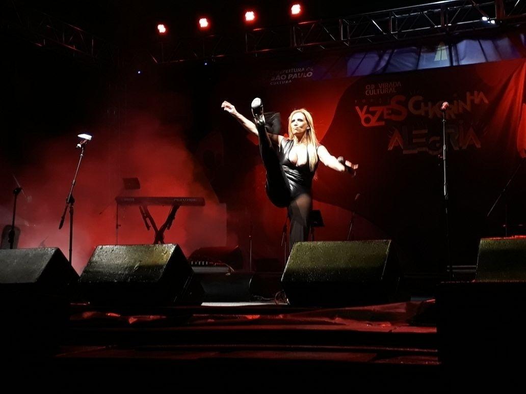 Rita Cadillac relembra os tempos de chacrete no palco Chacrinha no Anhangabaú; ela vai receber atrações que frequentavam o palco no programa nos anos 1980 - Paulo Pacheco/UOL