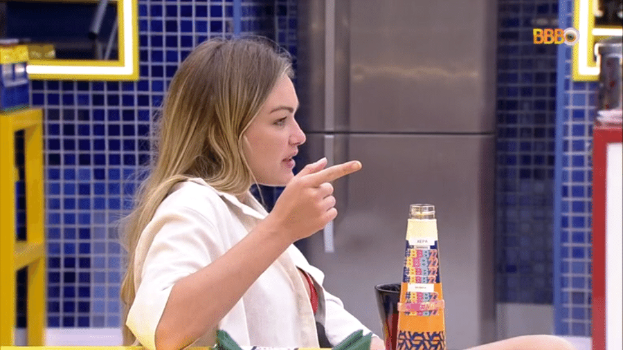 BBB 22: Bárbara se queixa de sujeira na cozinha - Reprodução/Globoplay