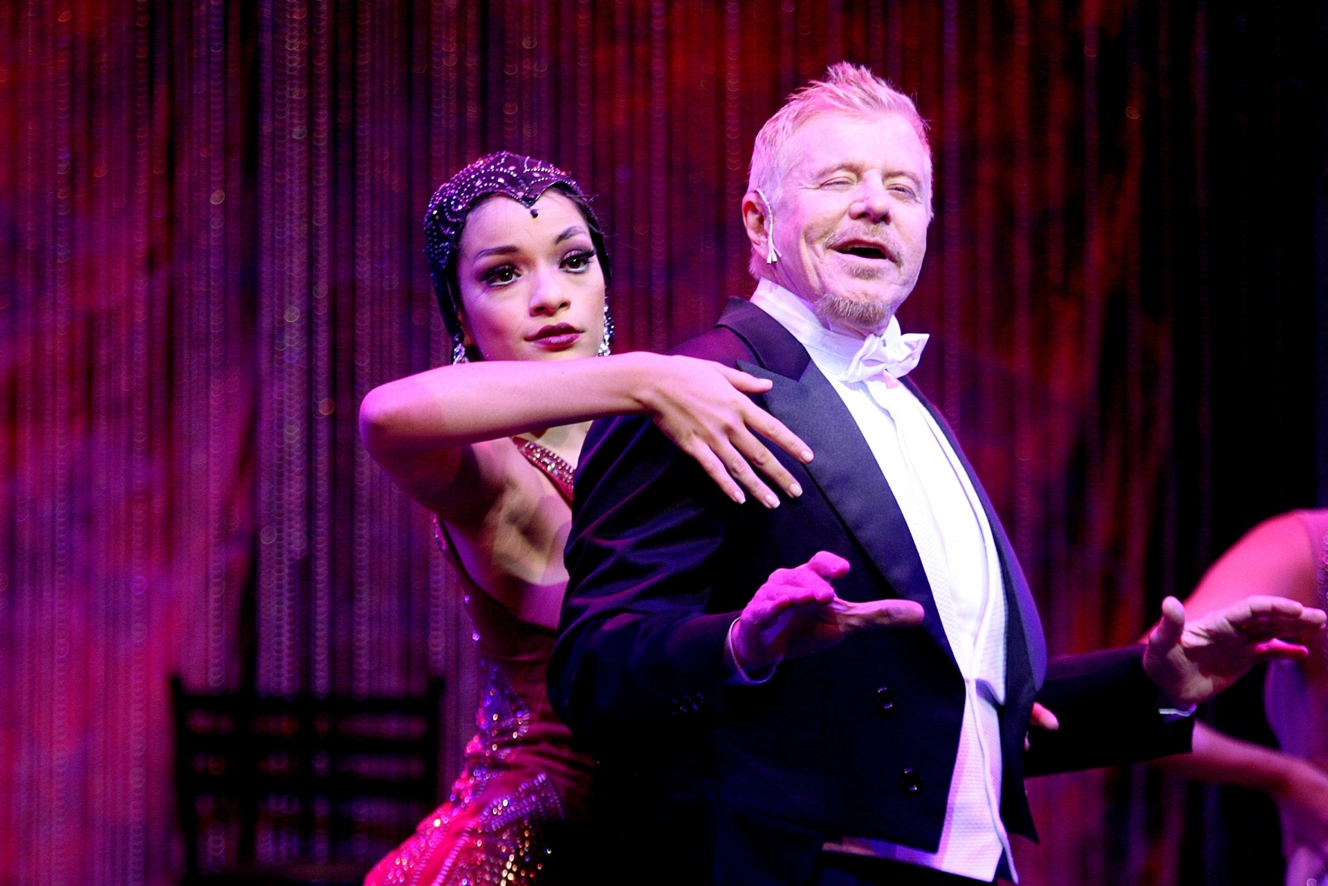 Cena do musical "Antes Tarde do que Nunca", com Miguel Falabella e Simone Gutierrez - Reinaldo Canato/UOL